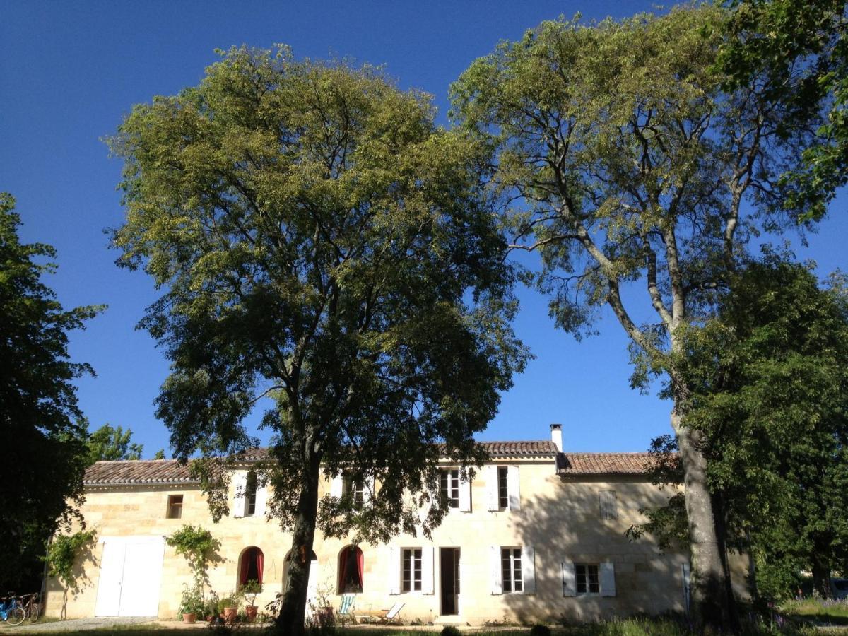 Château Pierre De Lune Alojamento de Acomodação e Pequeno-almoço Saint-Émilion